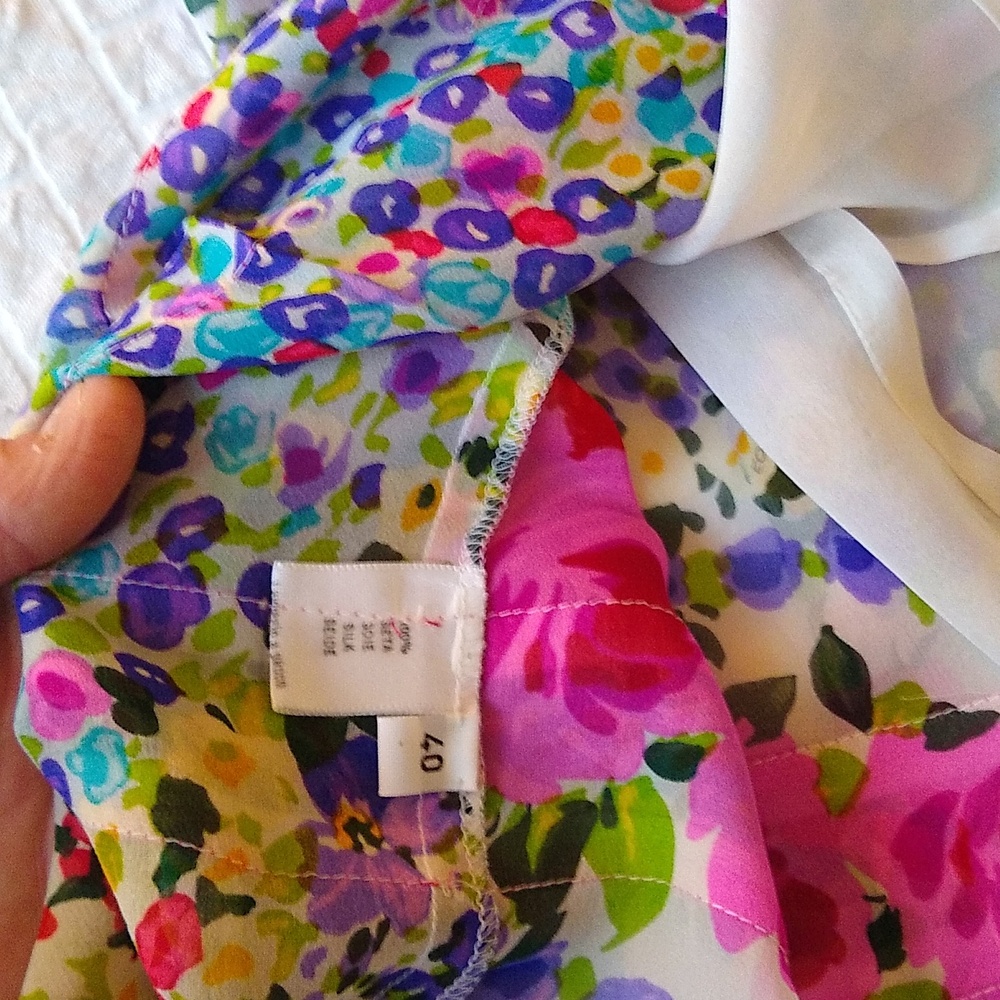 Leonard Paris pleated floral silk skirt size 40/ US 4-6 - Picture 6 of 8